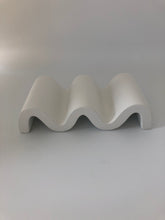 Load image into Gallery viewer, Concrete Soap Dish