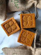 Load image into Gallery viewer, Organic Irish Carrot