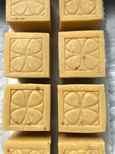 Load image into Gallery viewer, Wild Irish Dandelion Honey (NEW)