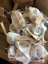 Load image into Gallery viewer, Soap Favours