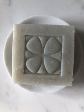 Load image into Gallery viewer, Pumice Mint Foot Soap