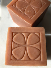 Load image into Gallery viewer, Wild Irish Rose