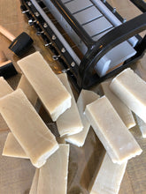 Load image into Gallery viewer, Wild Irish Lavender