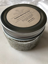Load image into Gallery viewer, Pumice Mint Foot Scrub
