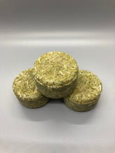 Load image into Gallery viewer, Nettle &amp; Horsetail Shampoo Bar - Normal to Oily Hair
